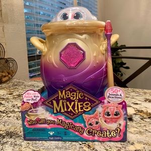 Magic Mixies Magical Misting Cauldron with Interactive Pink Plush Toy